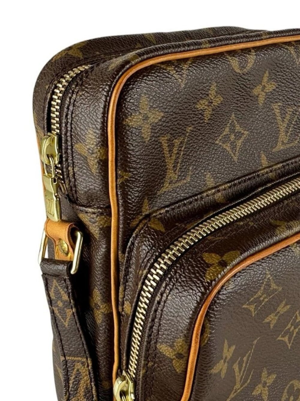 LOUIS VUITTON Monogram Amazone Crossbody Shoulder Bag Brown